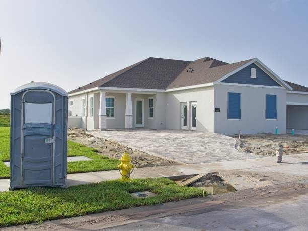 Portable Toilet Options We Offer in Raven, VA